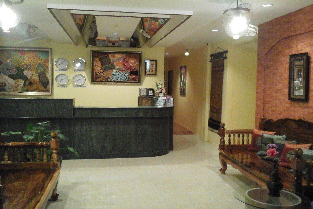 Goldsea Beach Patong Екстериор снимка